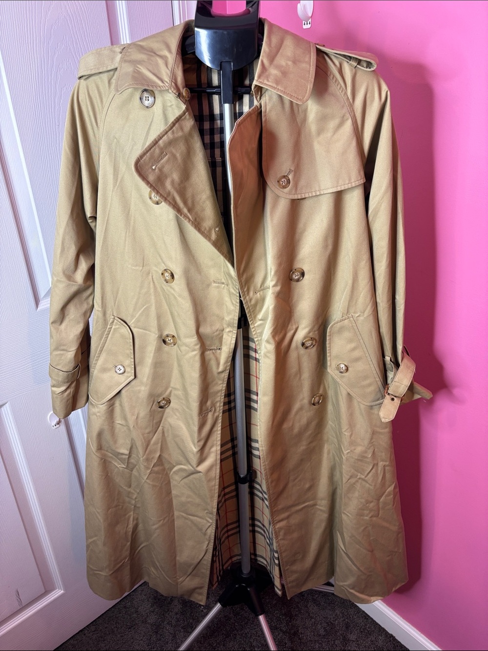 Vintage Robert Foxwood Trench Coat Women’s 8 Tan Plaid Lined Belted Long Coat.